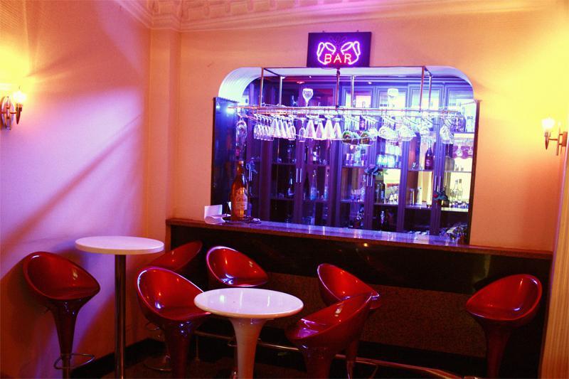 Hotel Kanada Istanbul Bagian luar foto